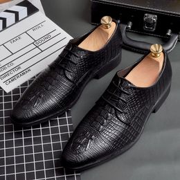 Luxury Brand British Pointed Black Crocodile Pattern Shoes For Men Designer Wedding Dress Homecoming Business Flats Footwear