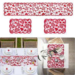 Party Decoration Valentine's Day Red Heart Table Cloth Disposable Tablecloth Runner For Anniversary Wedding Valentines Gift Home Decor