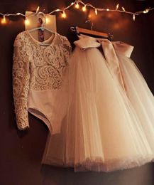 빈티지 레이스 꽃 소녀 드레스 두 조각 볼 가운 투투 새시 리본 길이 환상 보석 목이 맞춤 제작 한 여자 대회 드레스
