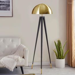 Floor Lamps Vintage Brass Shade Tripod Ground Black Metal Luxury Decorative Standing Light