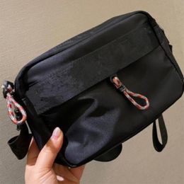 2021Very Elegant Black nylon canvas bag Brand Messenger Bags Men women outdoor sports backpack fashion Zipper Pocket Wallet324n