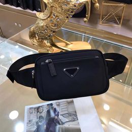 Sell quality Waist Bag Women 2021 Fashion Leather Fanny Pack Travel Chest Belt Bags Mini Bum Bag Ladies Chain Belly Purse 3613186Q