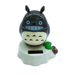 Interior Decorations Car Ornaments TOTORO Shaking Head Toy Solar Power Cute Animal Model for Office Home Car Decoration Auto Interior Accessories T221215