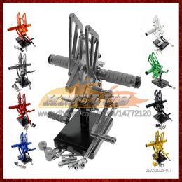 Motorcycle Adjustable CNC Foot Rest Footpeg Rear Set Pedal For HONDA CBR 125R 125 125CC CBR125 R C CBR125R 11 12 13 14 15 16 17 18 CNC Foot Pegs Footrest Rearset Kit 8Colors