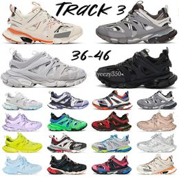 Track 3.0 Designer Sapatos casuais faixas tênis femininos Mens treinadores brancos plataformas pretas 18sss.s.Impressão do treinador de couro Gomma