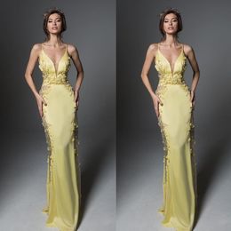 Elegant Spaghetti Straps Mermaid Evening Dresses Simple V Neck 3D Applique Prom Dress Floor Length Formal Party Gowns