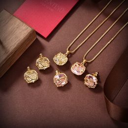 Luxurious White Crystal Pendant Necklace V Letter Logo Bracelet Pink rock crystal Earring Rings Lady Jewellery Sets Women Wedding birthday party Gifts VLTS1--03