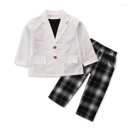 Clothing Sets 3pcs Children Set White Coat Long Sleeve T-shirt Plaid Pants Suits For Kids Girls