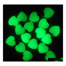 Charms Fashion Love Heart Green Luminous Glow Light Stone Pendants For Necklace Jewelry Making Drop Delivery Findings Components Dhfig