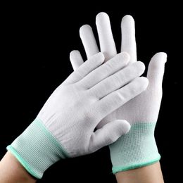 1 Pairs Quilting Gloves for Free-Motion Machine Quilters Lightweight Nylon Sewing Knitting Crafting