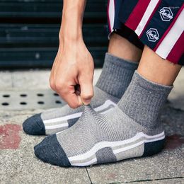 Men's Socks 1 Pair Cotton Business Breathable Jogging Travel Climbing Hiking EU 39-44 Meias