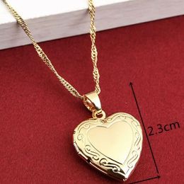 Nuovo design Stupisci un pacchetto a sorpresa Confezione regalo GRATUITA con catena in oro fine con ciondolo a forma di cuore