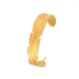 Bangle 2022 Arrival Elegant Opening Leaf Bangles For Women Classic 18K Gold Plated Stainless Steel Jewelry Bracelet