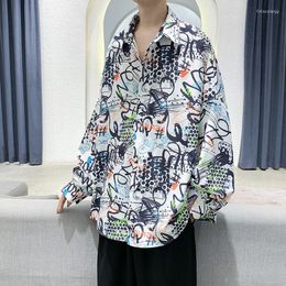 Men's Casual Shirts 2022 Men's Pattern Printing Long-sleeved Fashion Beach Top Retro Hawaiian Male Clothes Camisa Masculina