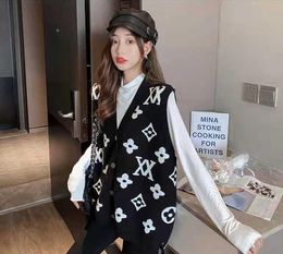 Maglioni da donna Stile coreano Primavera Autunno Lettera Stampa Gilet per donna Giacca senza maniche con scollo a V Jersey Mujer Gilet maglione sottile Moda lavorata a maglia