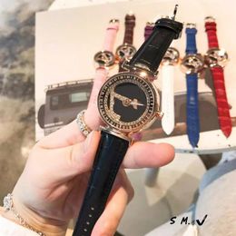 Fashion Full Brand Watches Women Girl Crystal Big Letters Style Leather Strap Quartz Wrist Watch L50202a