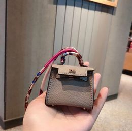 Fashion Mini Coin Purses Accessories classic PU keychain handbag Pendant Wallets Womens Leisure Designer Change Purse 6.5cm 12 Color