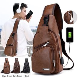 22ss Men Fashion Chest Marsupio Casual Outdoor Travel Porta di ricarica USB Sling Bag PU Chest Bags2659