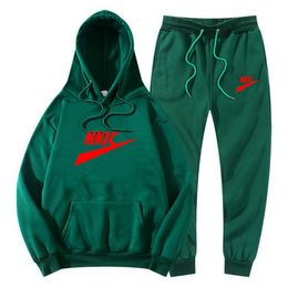 Tuta da uomo di marca Set casual Autunno Jogging maschile Abbigliamento sportivo con cappuccio Giacche Pantaloni Set da 2 pezzi Tuta sportiva da corsa Hip Hop Stampa LOGO di marca