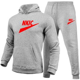 Neue Trainingsanzüge für Männer, lässig, verdicktes Fleece, warme Kapuzenjacke, Hosen, Frühling, Sweatshirt, Sportbekleidung, Mäntel, Kapuzenpullover, Trainingsanzüge, Marken-Logo-Druck