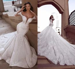 Vestidos Backless Wedding Dresses Sexy Mermaid Off Shoulder Long Sleeve Sheer Appliques Runched Arabic Dubai Bridal Gowns With Beads Sequins Luxurious Robes