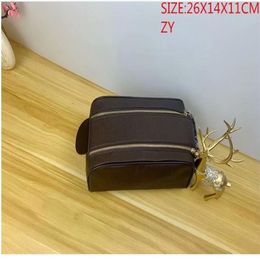 Fashion Designer Men's Travel toilet bags Leather large capacity cosmetic bags toiletry bagss makeup pouch for women ty2759