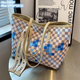 Whole factory ladies shoulder bags 4 Colours mosaic fashion handbag large capacity checkerboard printed tote bag Joker contrast2706