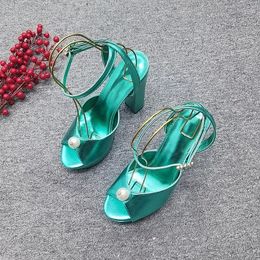 Sandals Bright Leather Block Heel Open Toe Pearl Mirror Material Solid Colour Word Buckle High Heels Women Banquet Stage Shoes