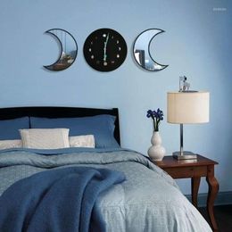 Wall Clocks Creative Minimalist Moon Phase Luminous Clock Fashion Personality Mute Shaped Living Room Bedroom Quartz Home Decor