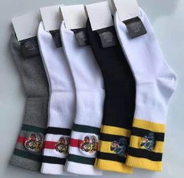 Quality Designer Men's Cotton Socks Tiger Wolf Head Embroidery Mid-high Tube Leisure Sports Hip Hop Black White Sock