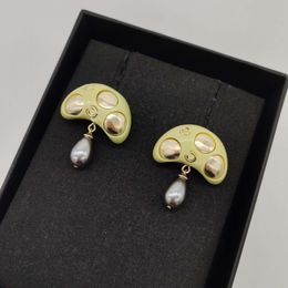 Luxury quality Charm drop earring with nature shell beads in white and grey Colour have box stamp PS7447A