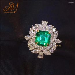 Cluster Rings Anillos Yuzuk Fashion Silver For Women Green Simulated Emerald Stone Wedding Bands Jewellery Ring Gift Wholesale