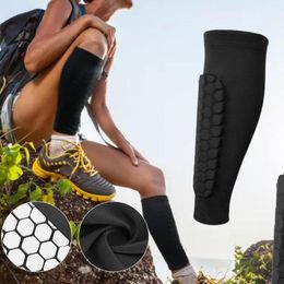 Knee Pads 1Pcs Soccer Shin Guards Honeycomb Anti-Collision Breathable Protection Leg Guard Socks Protector Outdoor Sports Safety Gear