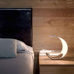 Table Lamps Nordic Luxury Led Lamp Decorative Designer Simple Study Bedroom Half Moon Touch Bedside Reading Decorate Desk Light