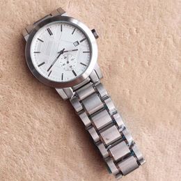 Mode Männer Armbanduhr 42MM Britischen Stil Quarz Chronograph Datum Herren Uhr Uhren Silber Edelstahl Armband Weiß Di272J