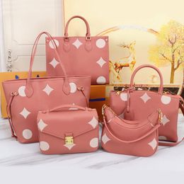 Pink Shop Designer Tote Bags Women Flap Handbags Croissant Bag Zipper Wallet Mini Purse Key Pouch Cowhide Real Genuine Leather M45686 84282