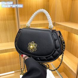 Factory sales shoulder bags 2 Colours sweet little fresh pearl decorative fashion handbag thickened leather mobile phone coin purse trend rhombic chain bag 114#