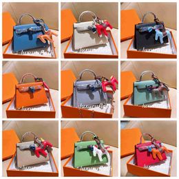 20cm Socialite Mini Small Handbags Genuine Leather Women Luxurys Designers Handbag Fashion 2023 Cute Purse New Silver Chain Crossbody Bags top