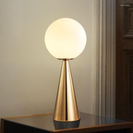 Table Lamps Modern Glass Ball Led Nordic Creative Desk Lamp Cone Golden Living Room Bedside Bar Cafe Decoration Luminaire