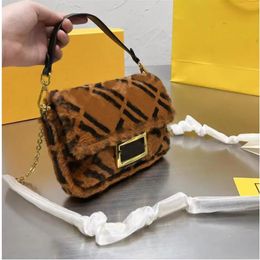 Crossbody Bags Mini Baguette Handbags Purse Chain Shoulder Bag Fashion Full Letter Genuine Leather Flap Golden Hasp Handle Tote Re310K