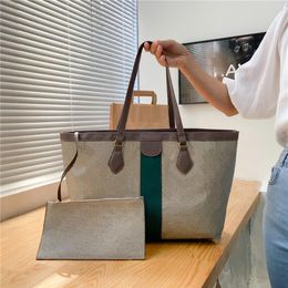 Latest Designer Totes handbag for Women Tote Purse With Chain Ladies Fashion Wallet Crossbody Shoulder Bags in 3 colors G1792242N