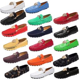 Luxuriöse Brogue-Schuhe für Herren, handgefertigt, Metallschnalle, echtes Leder, einfarbig, gezackter Boden, Herren- und Damenschuhe, Slipper, Fahrschuh, Mokassins, Abendschuhe