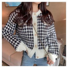 Women's Knits Korean Houndstooth Short Sweater Cardigan Jacket Female Clothes Women Mink Fleece Knitwear Tops Vintage O-neck Knitted Coats