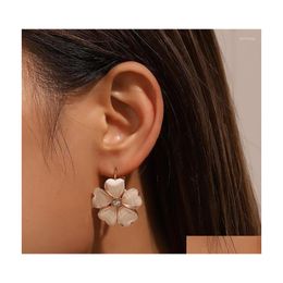 Clip-On Screw Back Backs Earrings 2022 Fashion Small Flower Korean Sweet Gentle Lady Crystal Studded Five Petal For Women Drop Del Dhwgr