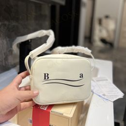 Luxurys Paris Camera Bag for Men Women Crossbody Shoulder Bags Brand Letter Fashion Handbags Messenger Phone Purses with Box