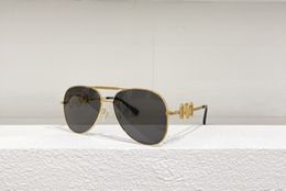 2023 Mode klassisches Design Luxus-Sonnenbrille für Mann und Frau, quadratisch, Vollrahmen-Sonnenbrille, UV400, Brillen, Anti-Ultraviolett, Polaroid-Linse, mit Box und Etui2249