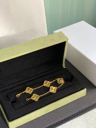 Designer-Armbänder Van Clover Halsketten Vans Clovers Armband Luxus Perle 4 Blatt 18 Karat Gold Laser Marke Armreif Charm Halskette Ohrringe Diamant