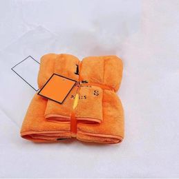 Fashion Designer Luxury Bath Towels Set Coral Velvet Letter Face Towels Absorbent Men Womens Wash Cloths Towel