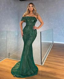 Green Dark Mermaid Prom Sleeveless Bateau Off Shoulder Appliques Sequins Beaded Lace Floor Length Hollow Formal Evening Dresses Plus Size Custom Made