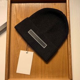 Fashion designer men women hat Winter hat solid color top luxury outdoor warm cashmere knitted head cap